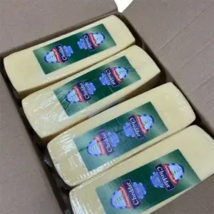 Сир твердий Чеддер білий 50% ТМ Амерландер (пак ~1кг)/4